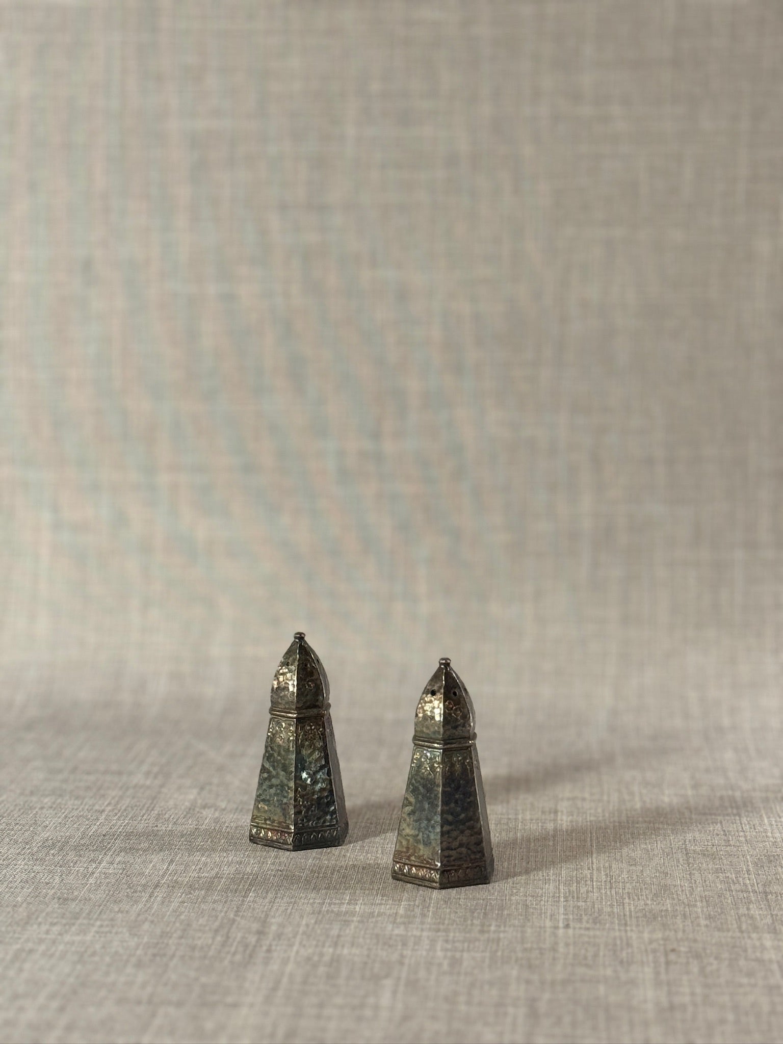 Vintage Hammered Metal Hexagonal Salt & Pepper Shaker Set with Dome Tops