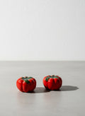 hand painted tomato salt and pepper shakers vintage fruitware decor