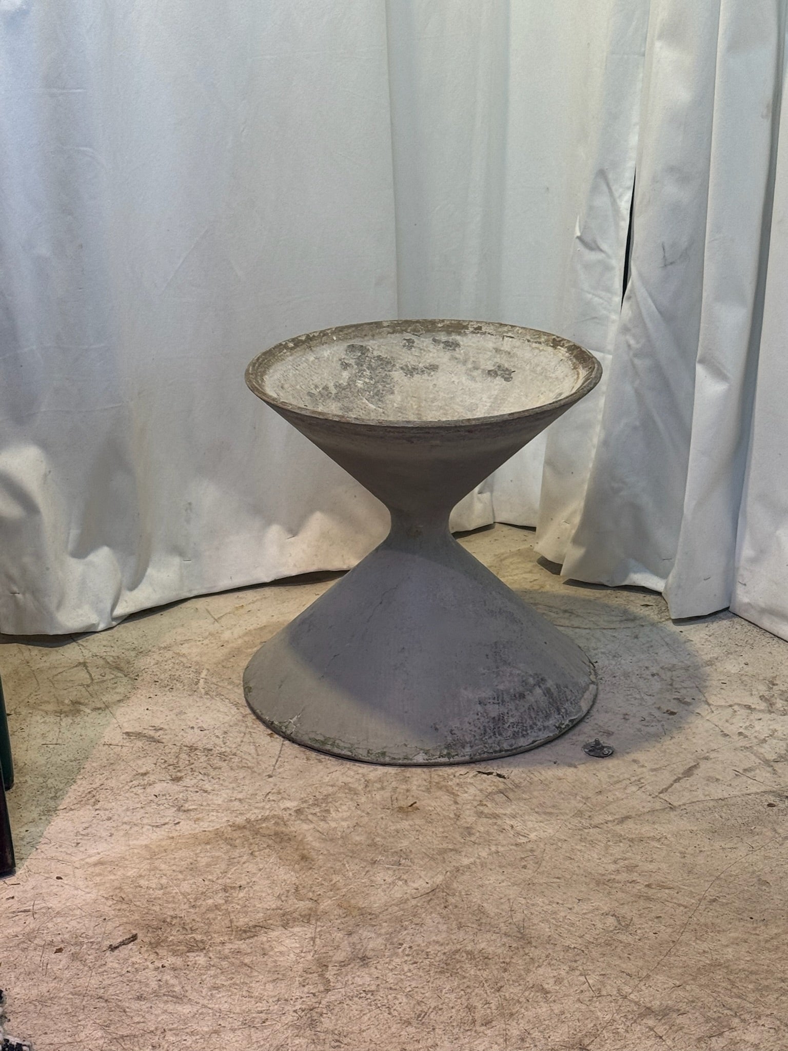 Willy Guhl “Spindel” Planter, Swiss Fiber Cement Garden Sculpture