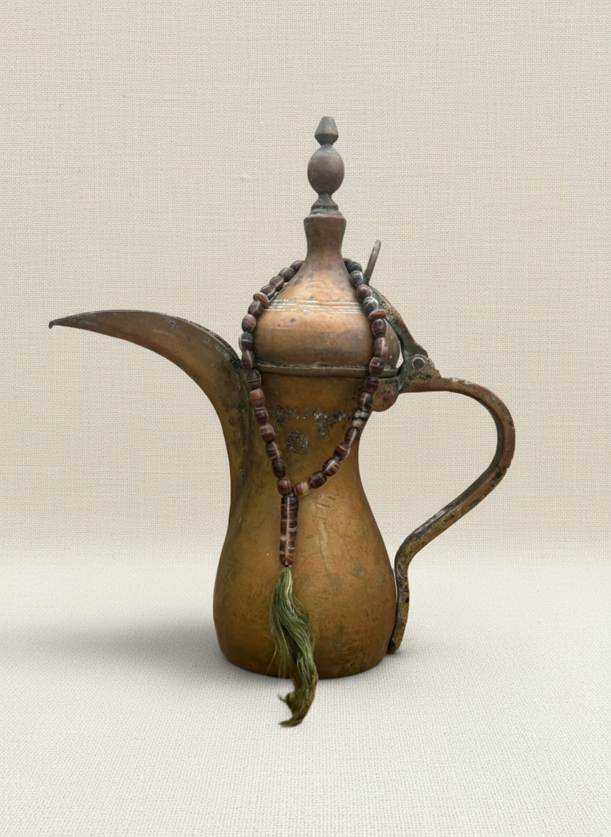 19th-century Arabic brass dallah coffee pot with elegant spout, domed lid, and patina finish, symbolising traditional Middle Eastern hospitality — Hommes and Gardens, Objects Collection, Decorative Home Decor, Landscape Architect, Interior Designer, Outdoor Living, Outdoor Decorations, Home Design, Luxury Design, Art, Furniture, Objects, Best Gifts, Nature, Backyard, Yard.