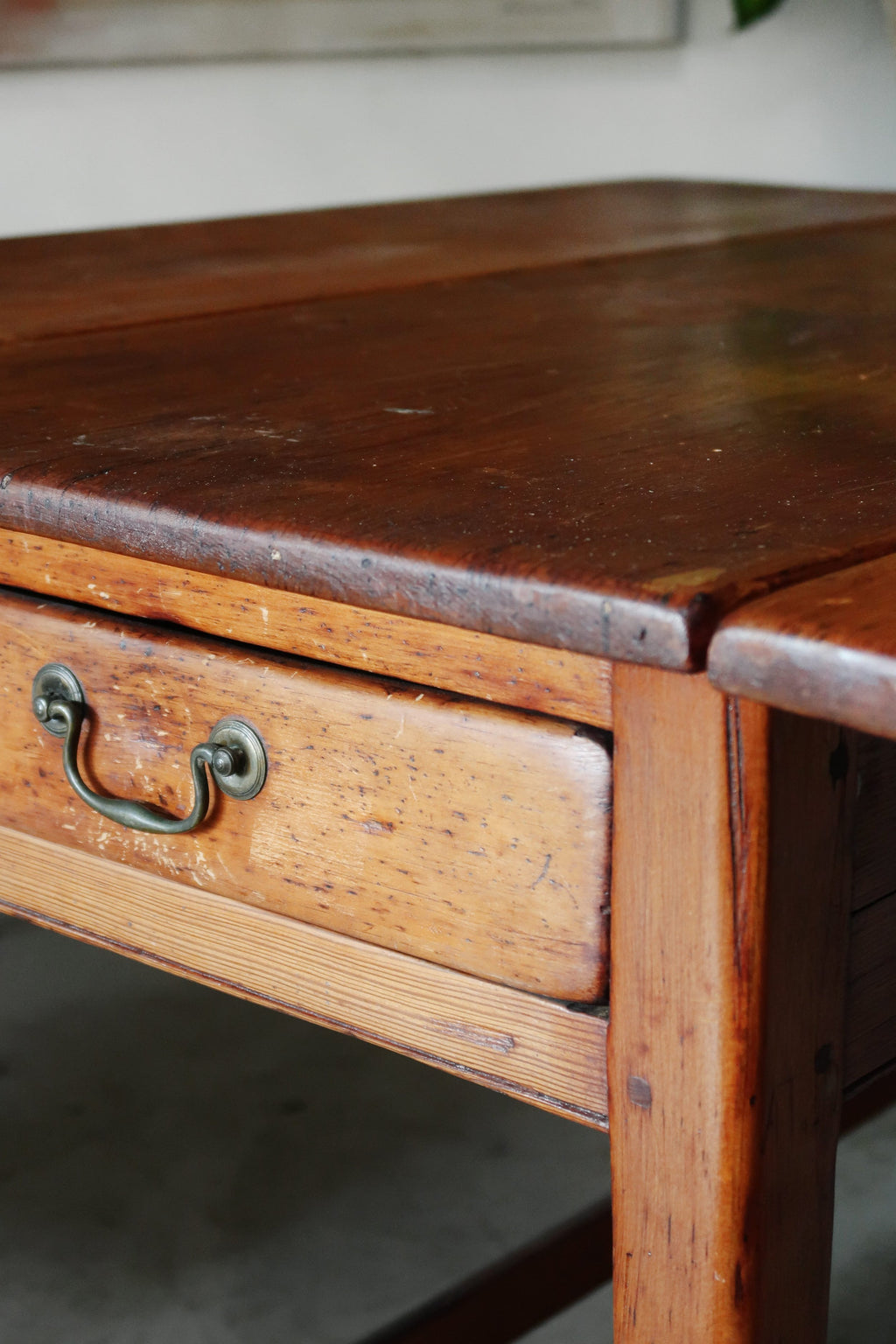 Antique farmhouse pine dropleaf table with storage drawer, showcasing aged pine wood, natural distressing, and functional cottage design — Hommes and Gardens, Furniture Collection, Landscape Architect, Interior Designer, Outdoor Living, Art, Furniture, Objects, Best Gifts, Nature, Backyard, Yard, Outdoor Decorations, Home Decor, Home Design, Luxury Design.