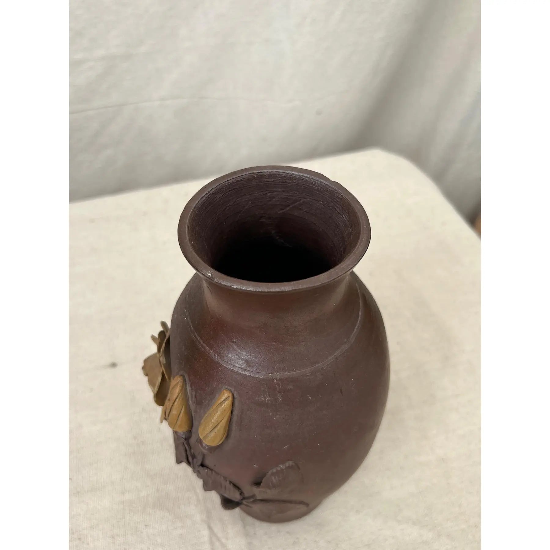 Antique French pottery vase from Normandy, handmade in 1944, featuring elegant ceramic texture and timeless European craftsmanship — Hommes and Gardens, Vases + Vessels Collection, Landscape Architect, Interior Designer, Outdoor Living, Art, Furniture, Objects, Best Gifts, Nature, Backyard, Yard, Outdoor Decorations, Home Decor, Home Design, Luxury Design.