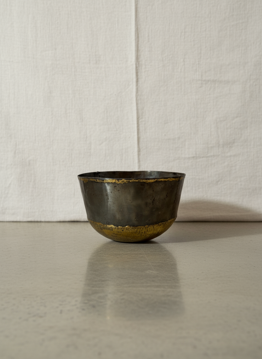 Antique handcrafted brass and iron bowl with rustic primitive charm, featuring hand-hammered details and aged patina — Hommes and Gardens, Catchall Collection, Landscape Architect, Interior Designer, Outdoor Living, Outdoor Decorations, Home Decor, Home Design, Luxury Design, Art, Furniture, Objects, Best Gifts, Nature, Backyard, Yard.