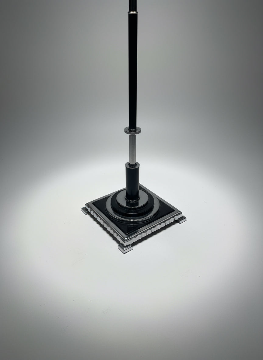 Rare RMC Model 795 Art Deco Machine Age Floor Lamp in Black Enamel and Polished Aluminum, showcasing geometric base design. hommes + gardens estudio.