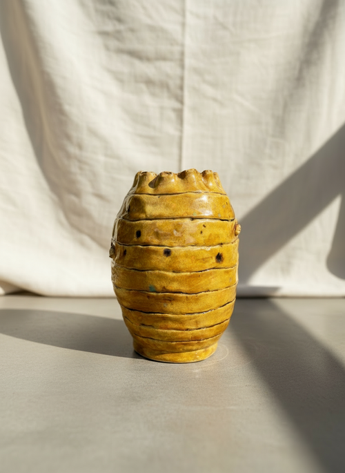 Bee Hive ceramic jar with hand-painted bees and textured hive design, a charming rustic pottery piece perfect for farmhouse or kitchen décor — Hommes and Gardens, Home Decor Collection, Outdoor Decorations, Landscape Architect, Interior Designer, Outdoor Living, Home Design, Luxury Design, Art, Furniture, Objects, Best Gifts, Nature, Backyard, Yard.