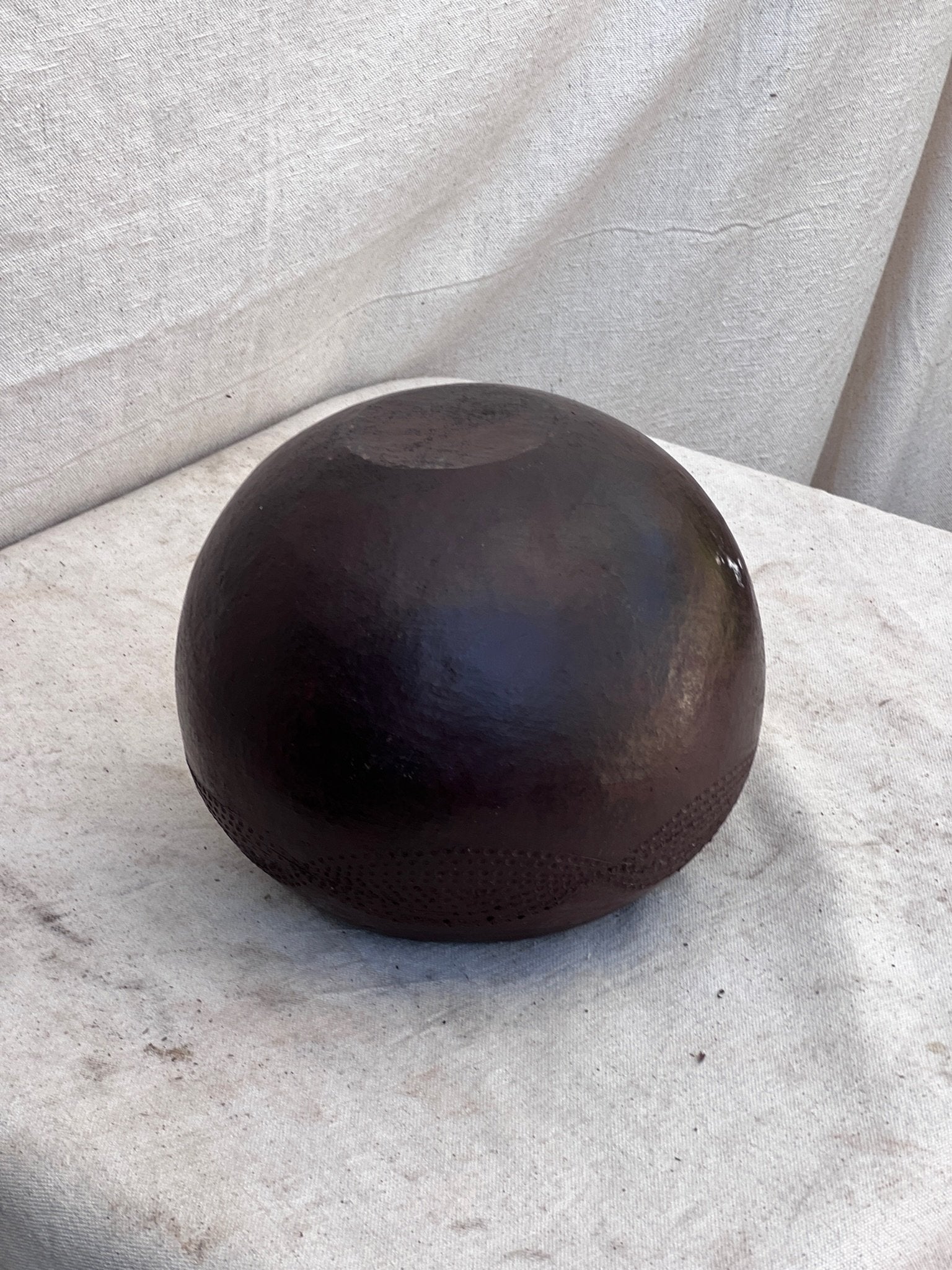Early 20th-century Zulu clay beer pot with traditional spherical design and historic craftsmanship, vintage African collectible — Hommes and Gardens, home decor, outdoor decorations, home design, luxury design, Landscape Architect, Interior Designer, Outdoor Living, Art, Furniture, Objects, Best Gifts, Nature, Backyard, Yard.