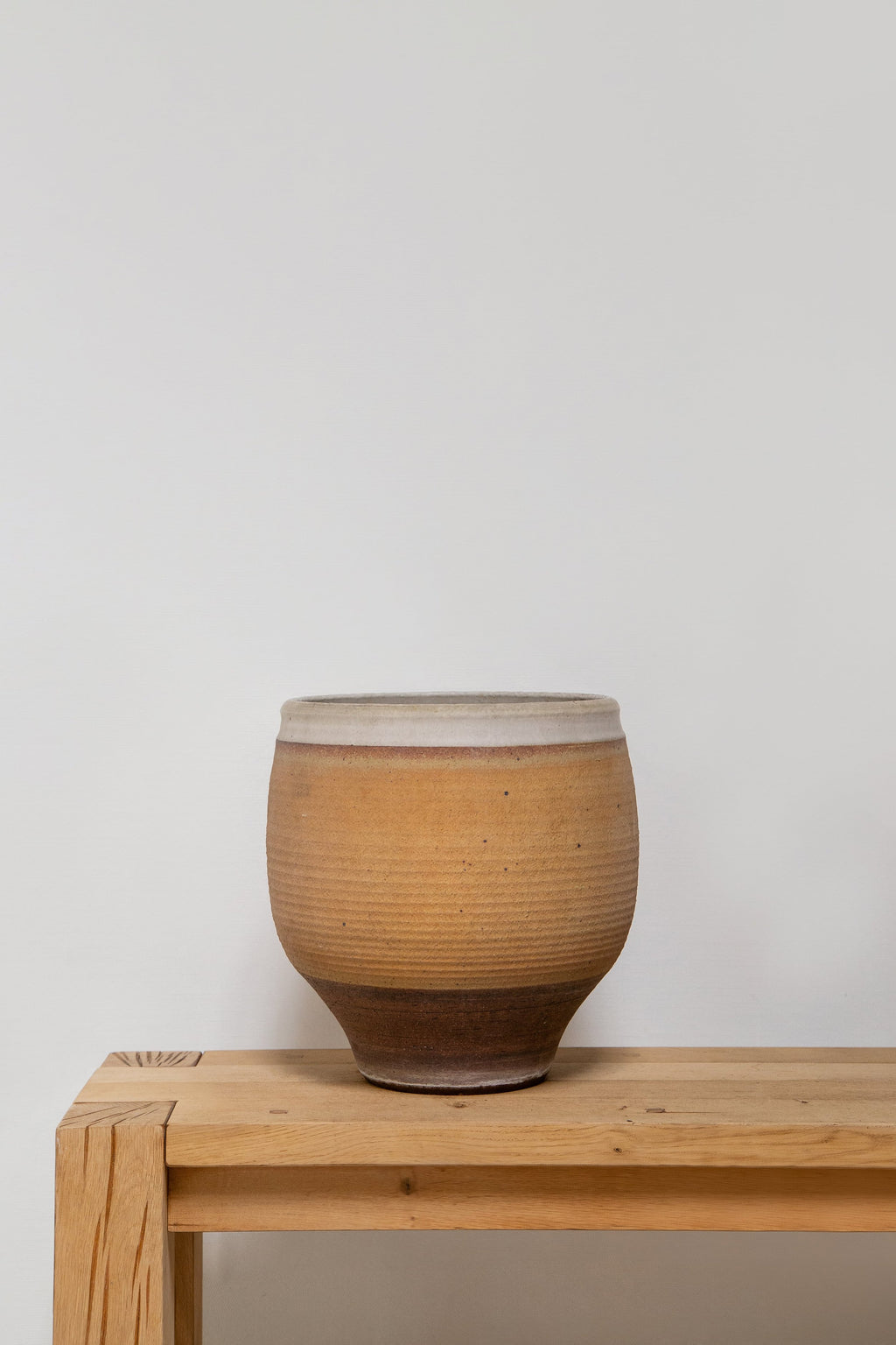 Hand-thrown stoneware planter by Bob Kinzie, mid-century modern pottery with ribbed texture and sophisticated simplicity — Hommes and Gardens, Pots + Vessels Collection, Landscape Architect, Interior Designer, Outdoor Living, Outdoor Decorations, Home Decor, Home Design, Luxury Design, Art, Furniture, Objects, Best Gifts, Nature, Backyard, Yard.