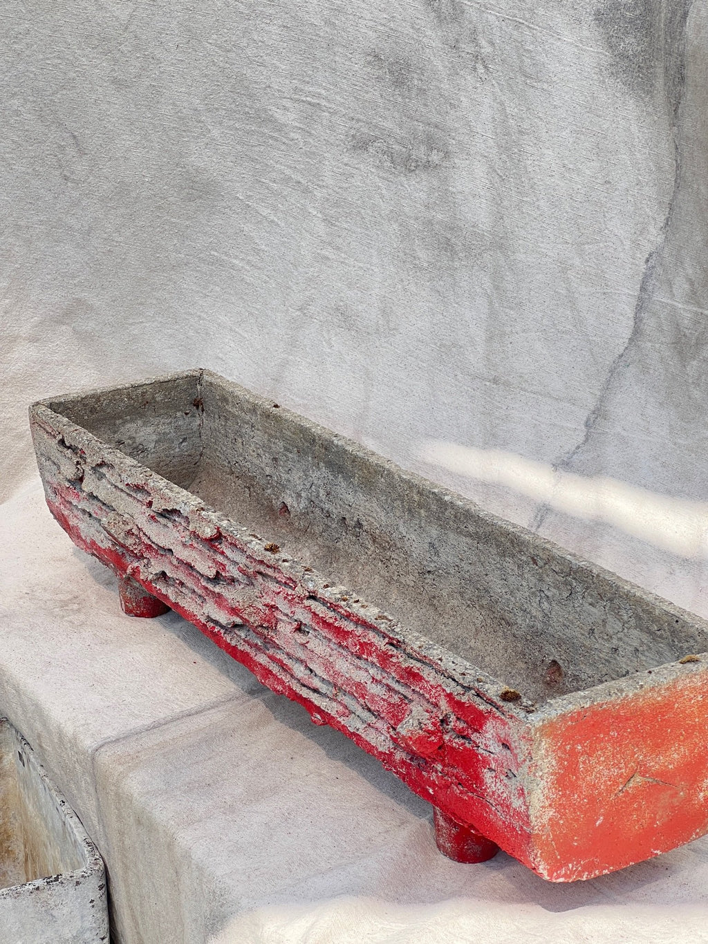 Handcrafted 1960s French faux bois planter made from concrete with rustic red finish, mimicking wood grain for timeless garden décor — Hommes and Gardens, Pots + Planters Collection, Landscape Architect, Interior Designer, Outdoor Living, Art, Furniture, Objects, Best Gifts, Nature, Backyard, Yard, Outdoor Decorations, Home Decor, Home Design, Luxury Design.