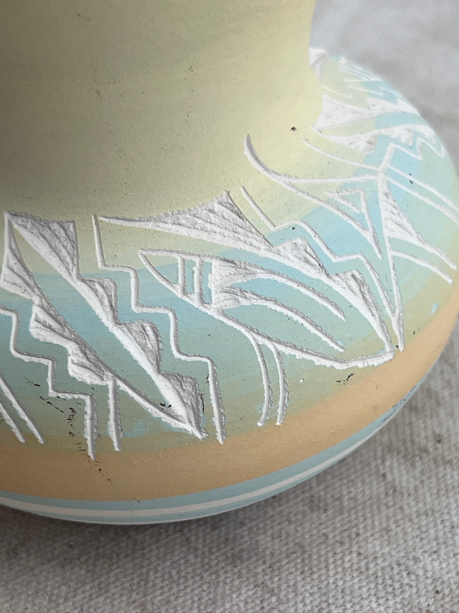 Handcrafted Navajo ceramic vase signed by the artist, an elegant piece of Native American pottery reflecting traditional craftsmanship — Hommes and Gardens, Pots + Vessels Collection, Landscape Architect, Interior Designer, Outdoor Living, Outdoor Decorations, Home Decor, Home Design, Luxury Design, Art, Furniture, Objects, Best Gifts, Nature, Backyard, Yard.