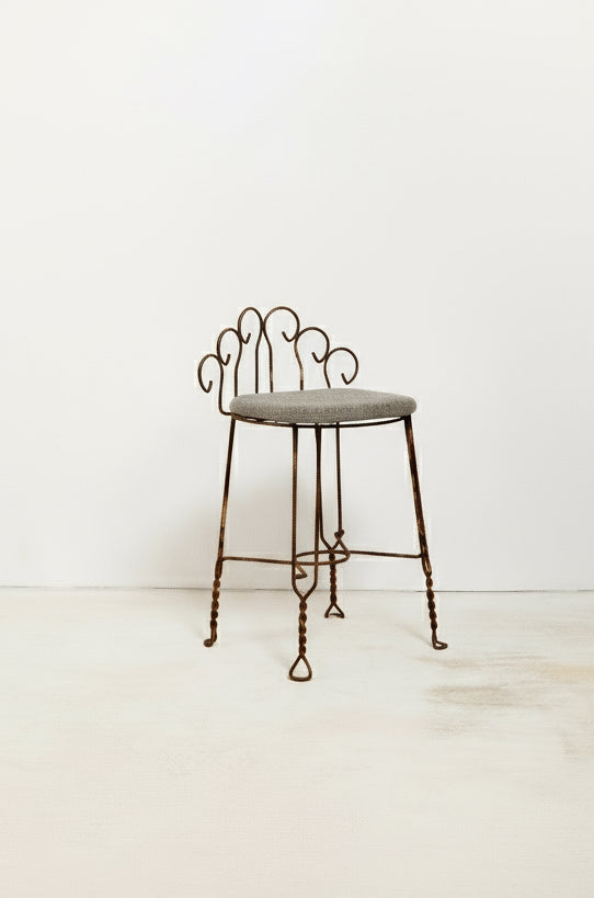 Mid-century Hollywood Regency wrought iron vanity stool or plant stand with intricate detailing, combining vintage glamour and timeless craftsmanship — Hommes and Gardens, Furniture Collection, Home Decor, Outdoor Decorations, Landscape Architect, Interior Designer, Outdoor Living, Home Design, Luxury Design, Art, Furniture, Objects, Best Gifts, Nature, Backyard, Yard.