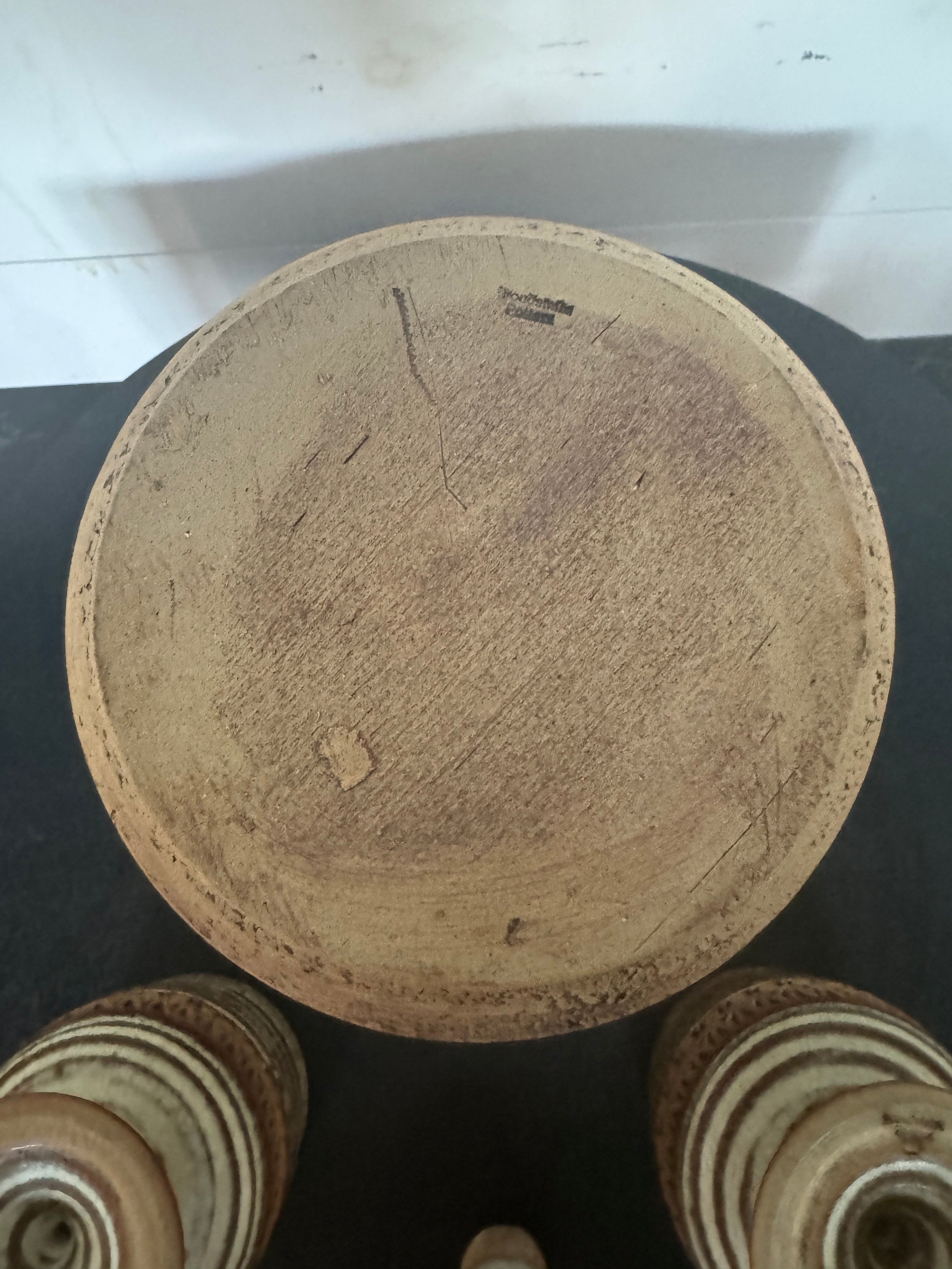 Mid-century modern Broadstairs stoneware decanter pottery set, vintage handmade barware with natural materials and modern design — Hommes and Gardens, Barware Collection, Landscape Architect, Interior Designer, Outdoor Living, Outdoor Decorations, Home Decor, Home Design, Luxury Design, Art, Furniture, Objects, Best Gifts, Nature, Backyard, Yard.