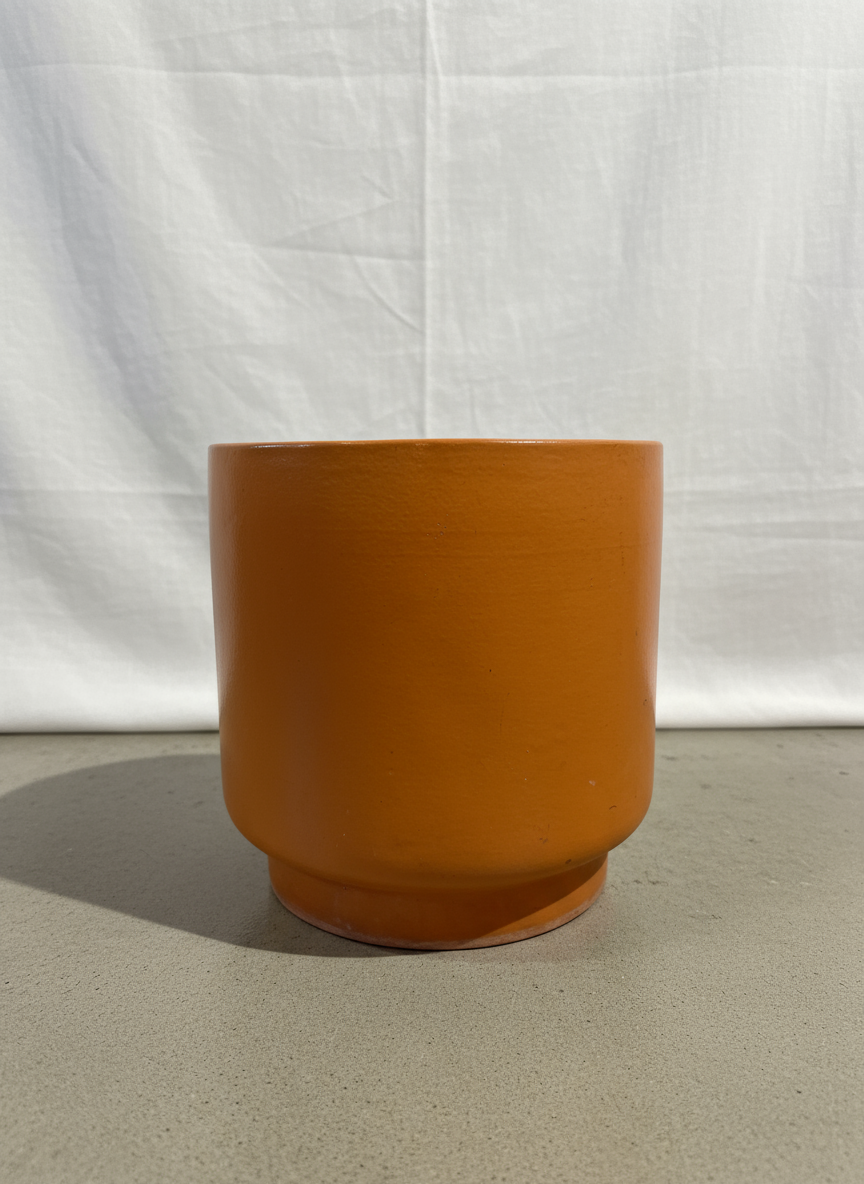 Mid-century terracotta planter by Architectural Ceramics, Oakland CA, featuring a modernist form with minor rim and front chip — Hommes and Gardens, Pots + Vessels Collection, Landscape Architect, Interior Designer, Outdoor Living, Outdoor Decorations, Home Decor, Home Design, Luxury Design, Art, Furniture, Objects, Best Gifts, Nature, Backyard, Yard.