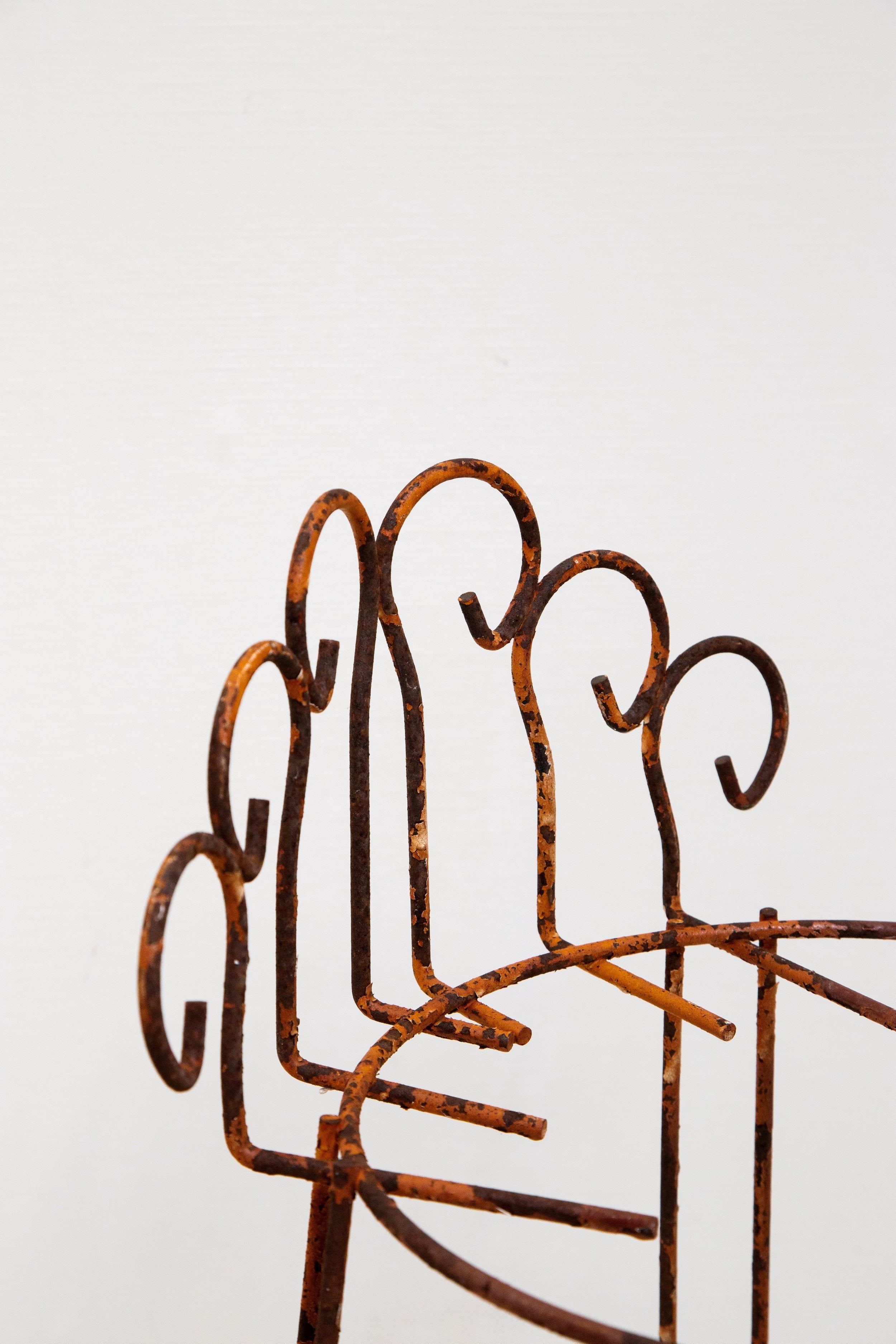 Mid-century wrought iron Hollywood Regency chair or vanity stand, handcrafted with intricate ironwork and sophisticated design — Hommes and Gardens, Furniture Collection, Landscape Architect, Interior Designer, Outdoor Living, Outdoor Decorations, Home Decor, Home Design, Luxury Design, Art, Furniture, Objects, Best Gifts, Nature, Backyard, Yard.