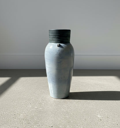 Raku elegant handcrafted ceramic vase with crackled glaze, ribbed darkened rim, and loop handles, featuring a drainage hole and artist’s signature, a refined Japanese-inspired pottery collectible — Hommes and Gardens, Pots + Vessels Collection, Home Decor, Landscape Architect, Interior Designer, Outdoor Living, Outdoor Decorations, Home Design, Luxury Design, Art, Furniture, Objects, Best Gifts, Nature, Backyard, Yard.