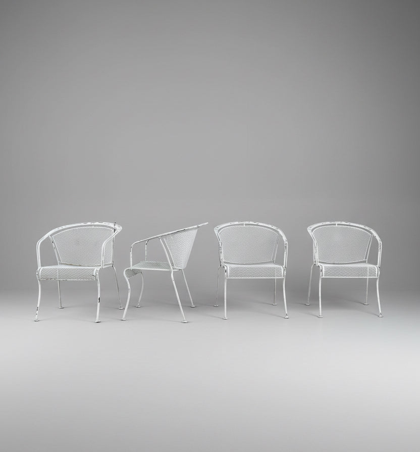 Vintage Woodard Wrought Iron Patio Set Briarwood "Daisy Barrel" Patio Table & Chairs showcased against a gray backdrop. hommes + gardens estudio.