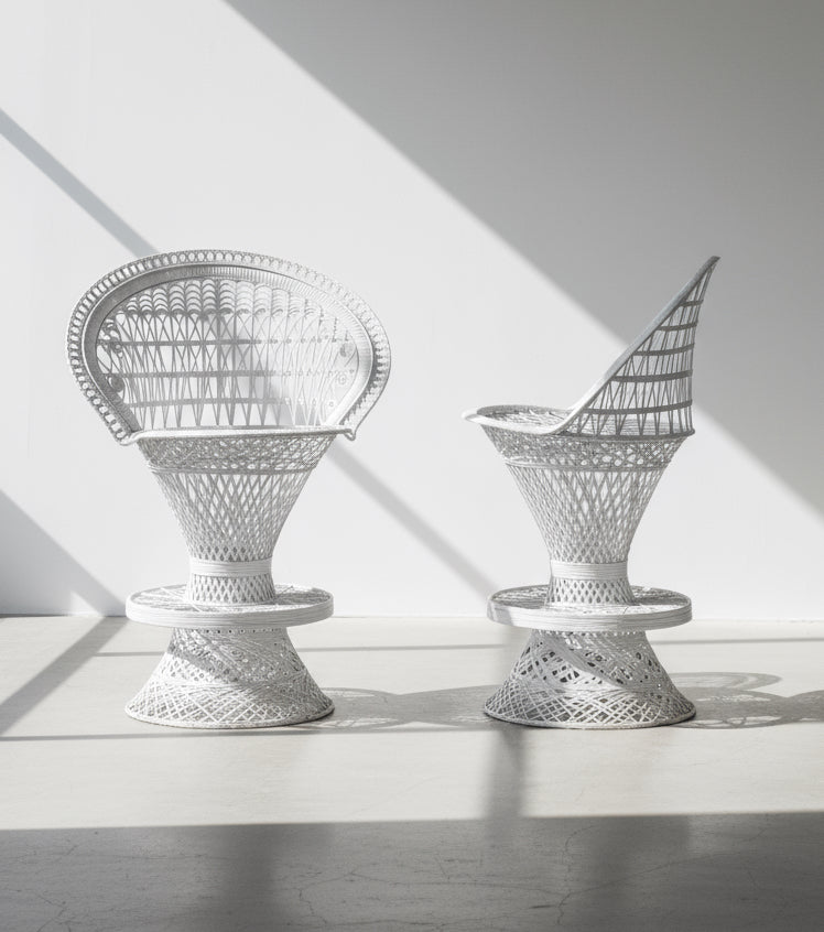 Pair of Russell Woodard Spun Fiberglass Bar Stools showcasing innovative design and elegant craftsmanship. hommes + gardens estudio.