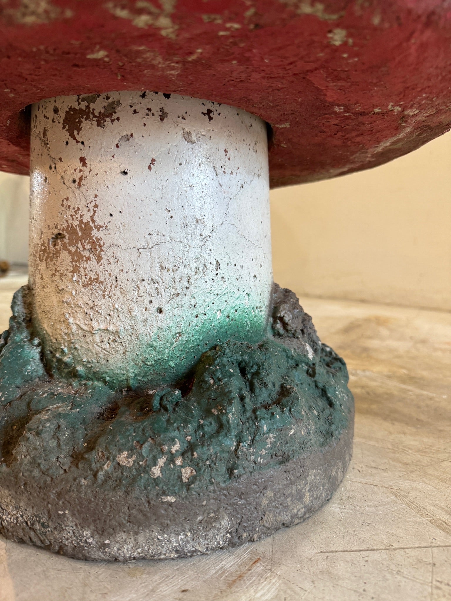 Rustic vintage concrete toadstool sculpture with aged red and white finish, charming woodland garden art piece — Hommes and Gardens, Mushroom Collection, Landscape Architect, Interior Designer, Outdoor Living, Art, Furniture, Objects, Best Gifts, Nature, Backyard, Yard, Outdoor Decorations, Home Decor, Home Design, Luxury Design.