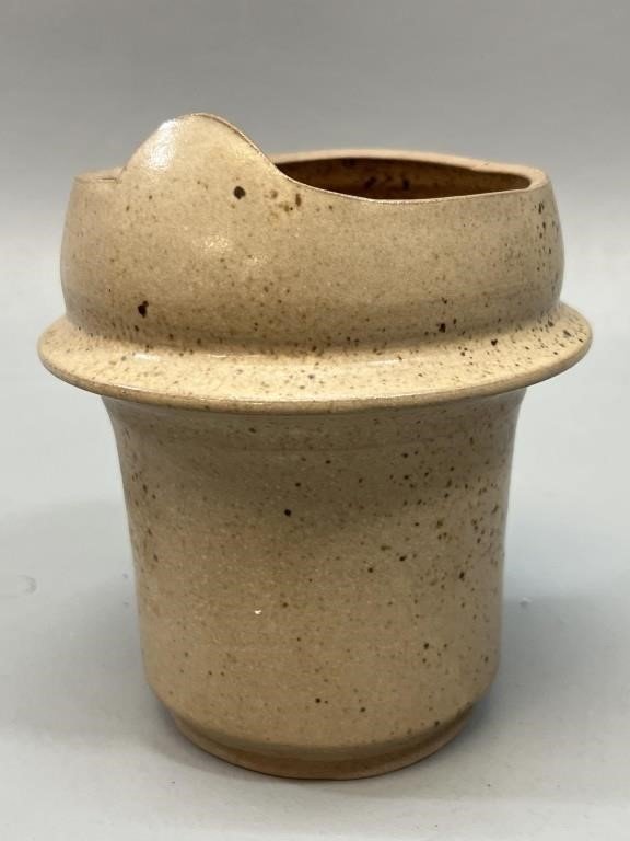 Quebec Artisan Stoneware Pottery Vase - Signed with a cream and brown speckled finish, showcasing unique craftsmanship. hommes + gardens estudio.