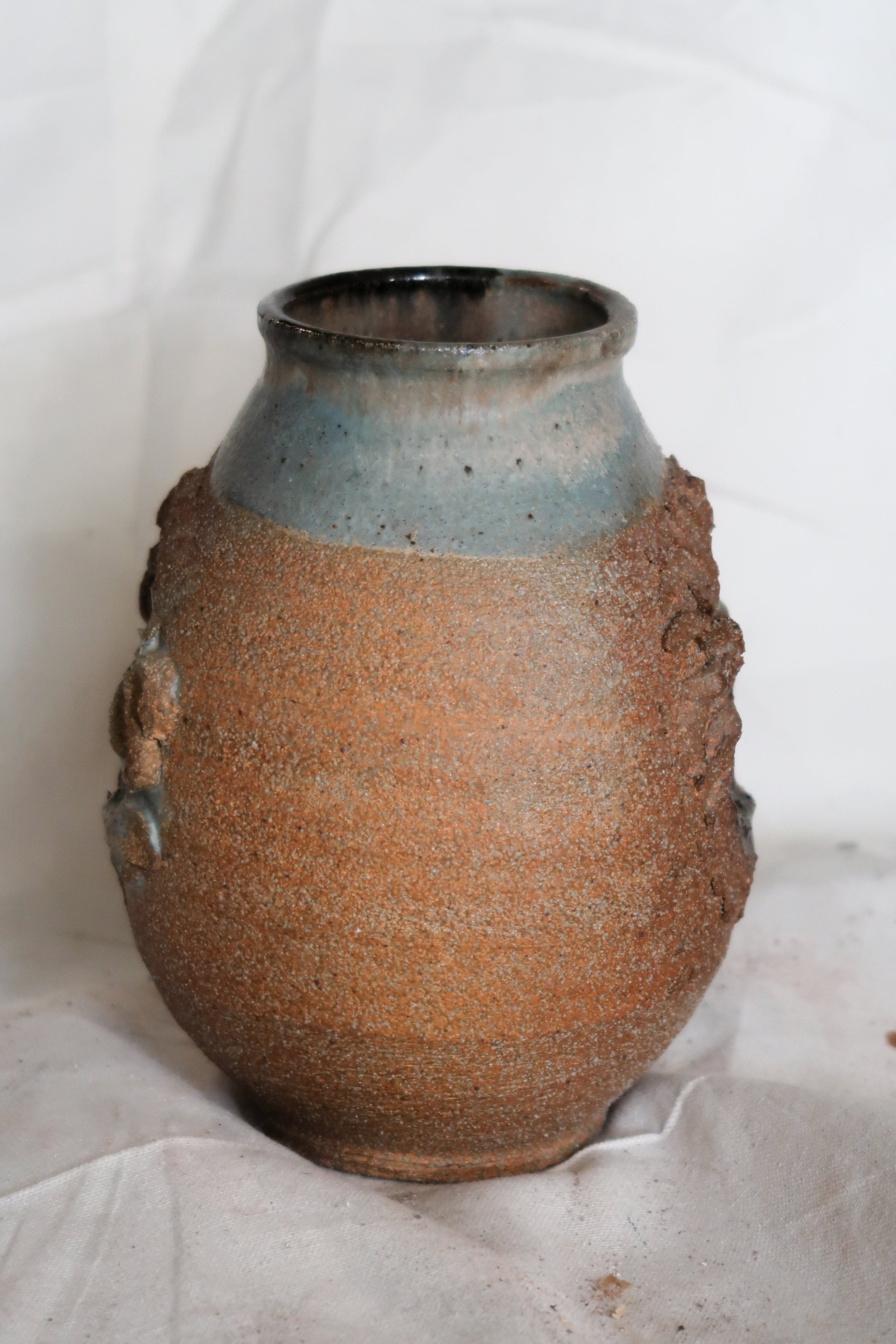 Signed Mid-Century Brutalist Stoneware Vase with unique textures and earthy colors. A vintage artistic piece. hommes + gardens estudio.
