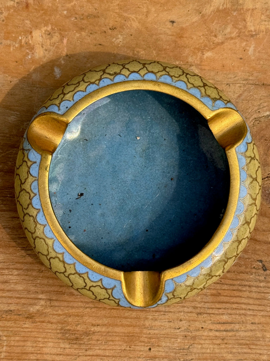 Vintage Chinese cloisonné ashtray with intricate enamel work on brass, featuring soft pastel hues and traditional cloud motifs, a refined decorative collectible — Hommes and Gardens, Smoke + Fire Collection, Decorative Objects, Landscape Architect, Interior Designer, Outdoor Living, Outdoor Decorations, Home Design, Luxury Design, Art, Furniture, Objects, Best Gifts, Nature, Backyard, Yard.