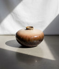 Vintage earthy ombré glazed pottery vase, handcrafted with warm gradient tones for a natural and elegant decorative accent — Hommes and Gardens, Pots + Vessels Collection, Landscape Architect, Interior Designer, Outdoor Living, Outdoor Decorations, Home Decor, Home Design, Luxury Design, Art, Furniture, Objects, Best Gifts, Nature, Backyard, Yard.