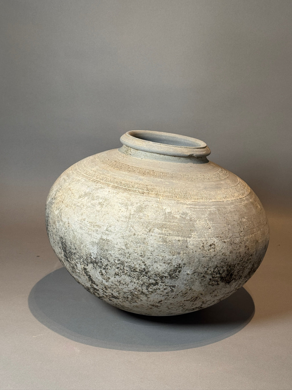 Vintage French terracotta planter with natural weathering and unglazed finish, ideal for farmhouse interiors or garden decor — Hommes and Gardens, Pots + Planters Collection, Landscape Architect, Interior Designer, Outdoor Living, Art, Furniture, Objects, Best Gifts, Nature, Backyard, Yard, Outdoor Decorations, Home Decor, Home Design, Luxury Design.