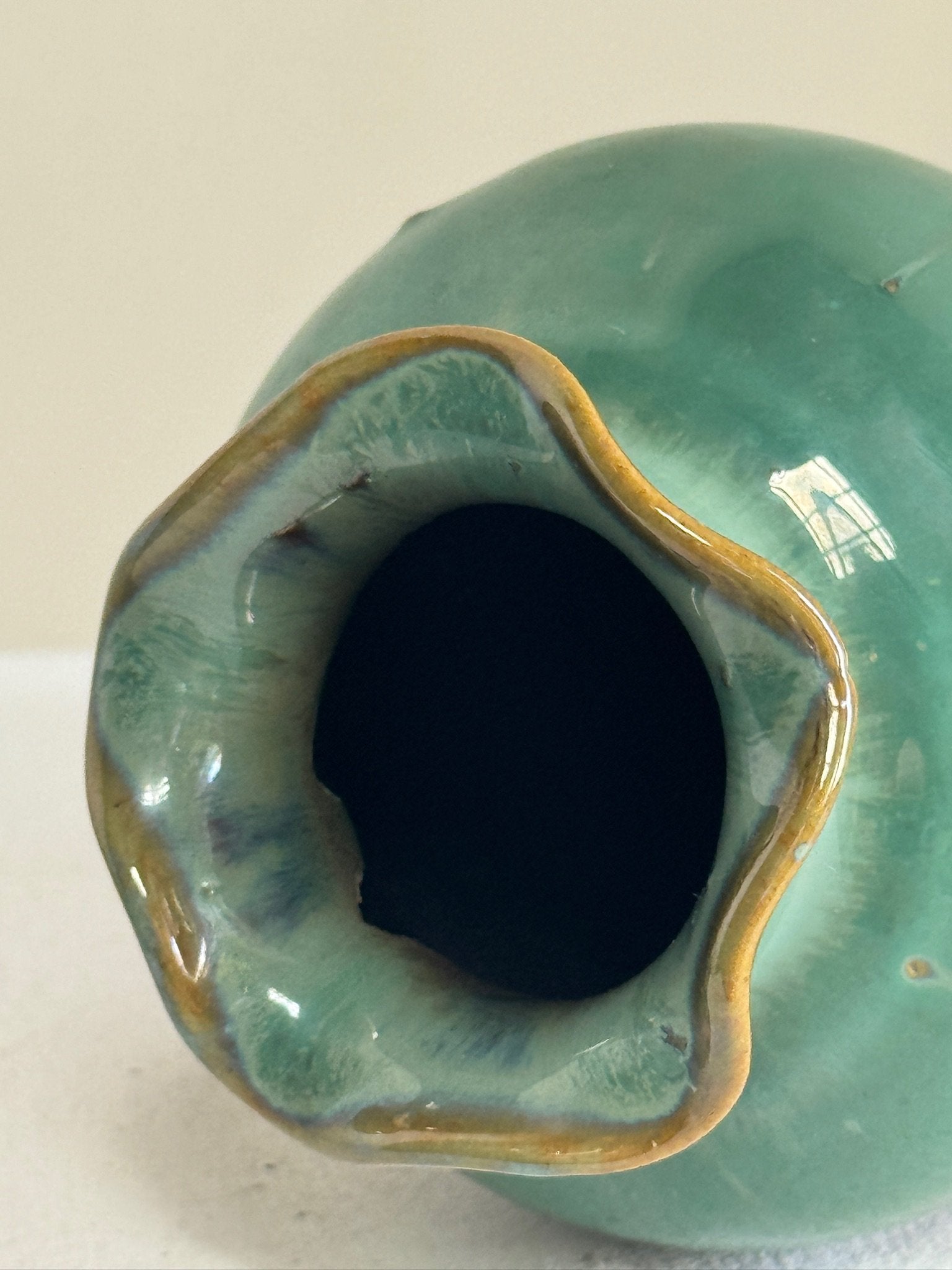 Vintage handcrafted ceramic vase featuring ruffled rim and beautiful drip glaze finish, a unique art pottery collectible — Hommes and Gardens, Pots + Vessels Collection, Landscape Architect, Interior Designer, Outdoor Living, Outdoor Decorations, Home Decor, Home Design, Luxury Design, Art, Furniture, Objects, Best Gifts, Nature, Backyard, Yard.