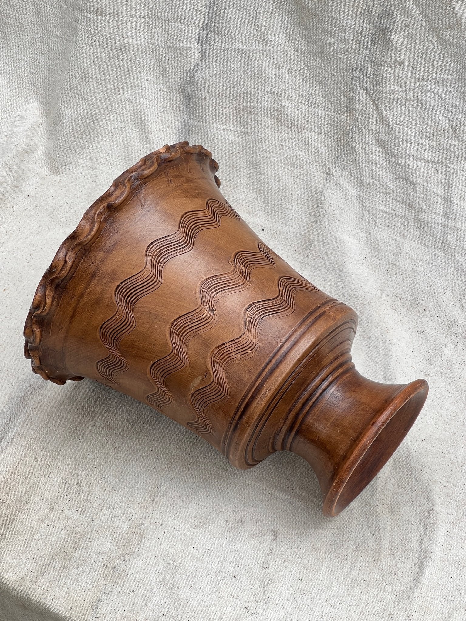 Vintage Mexican Scalloped Vase featuring intricate water patterns and lettuce lip, 11.5" H x 10" W. hommes + gardens estudio.
