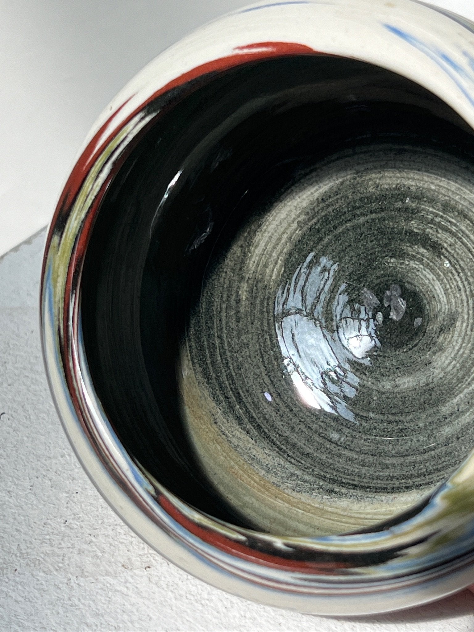 Vintage Multicolor Desert Sands Pottery Bowl with abstract marbled interior design, showcasing high-quality craftsmanship. hommes + gardens estudio.