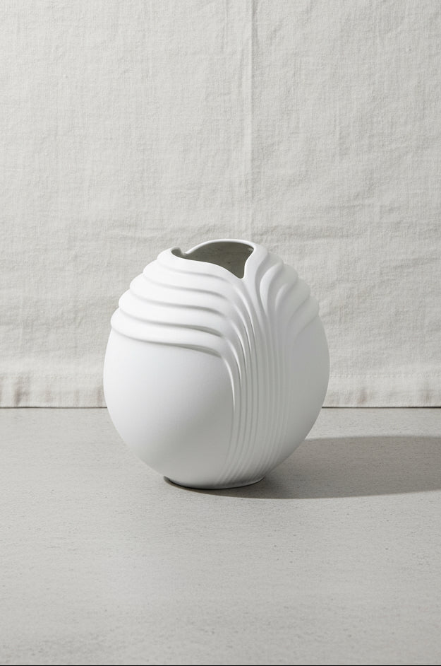 Vintage Rosenthal Porcelain Vase showcasing a minimalist design, perfect for decorative use. hommes + gardens estudio.