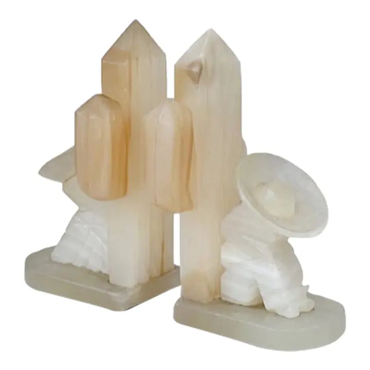Vintage white onyx bookends featuring natural stone craftsmanship from Mexico, 1960s collectible home decor with cultural flair — Hommes and Gardens, Objects Collection, Landscape Architect, Interior Designer, Outdoor Living, Art, Furniture, Objects, Best Gifts, Nature, Backyard, Yard, Outdoor Decorations, Home Decor, Home Design, Luxury Design.