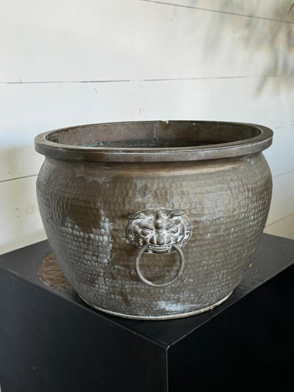 19TH CENTURY CHINESE BRASS PLANTER POT