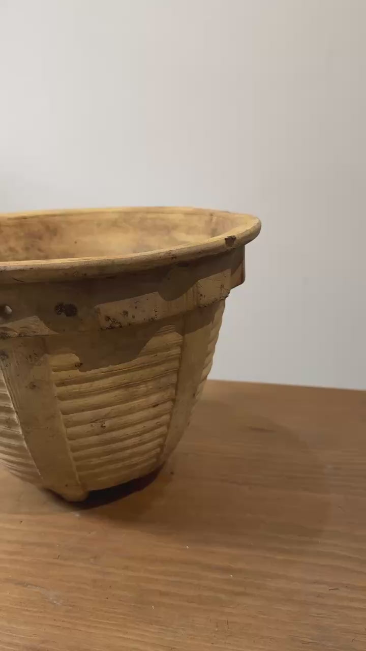 Mediterranean terracotta planter featuring ribbed geometric design and aged clay texture, perfect for indoor or patio styling — Hommes and Gardens, Pots + Planters Collection, Landscape Architect, Interior Designer, Outdoor Living, Art, Furniture, Objects, Best Gifts, Nature, Backyard, Yard, Outdoor Decorations, Home Decor, Home Design, Luxury Design.